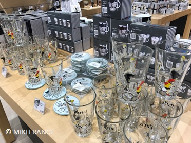 ルーブル美術館のお土産 Souvenirs from the Louvre Museum! We asked about the most popular